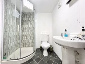 Photo 27- click for photo gallery